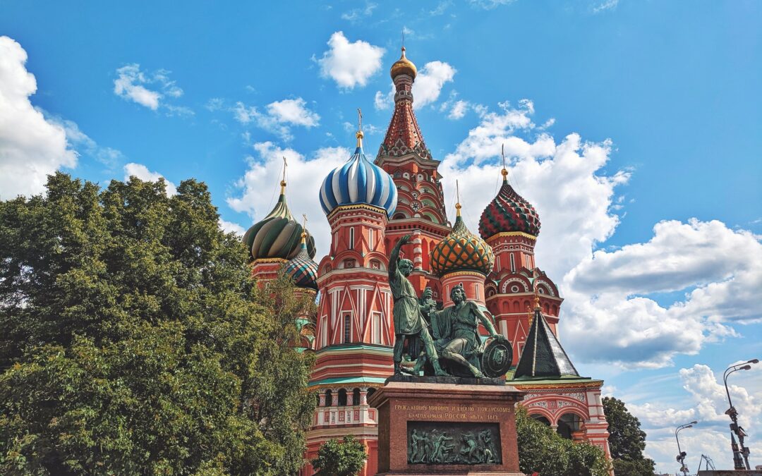 Kremlin on a cloudy but sunny day