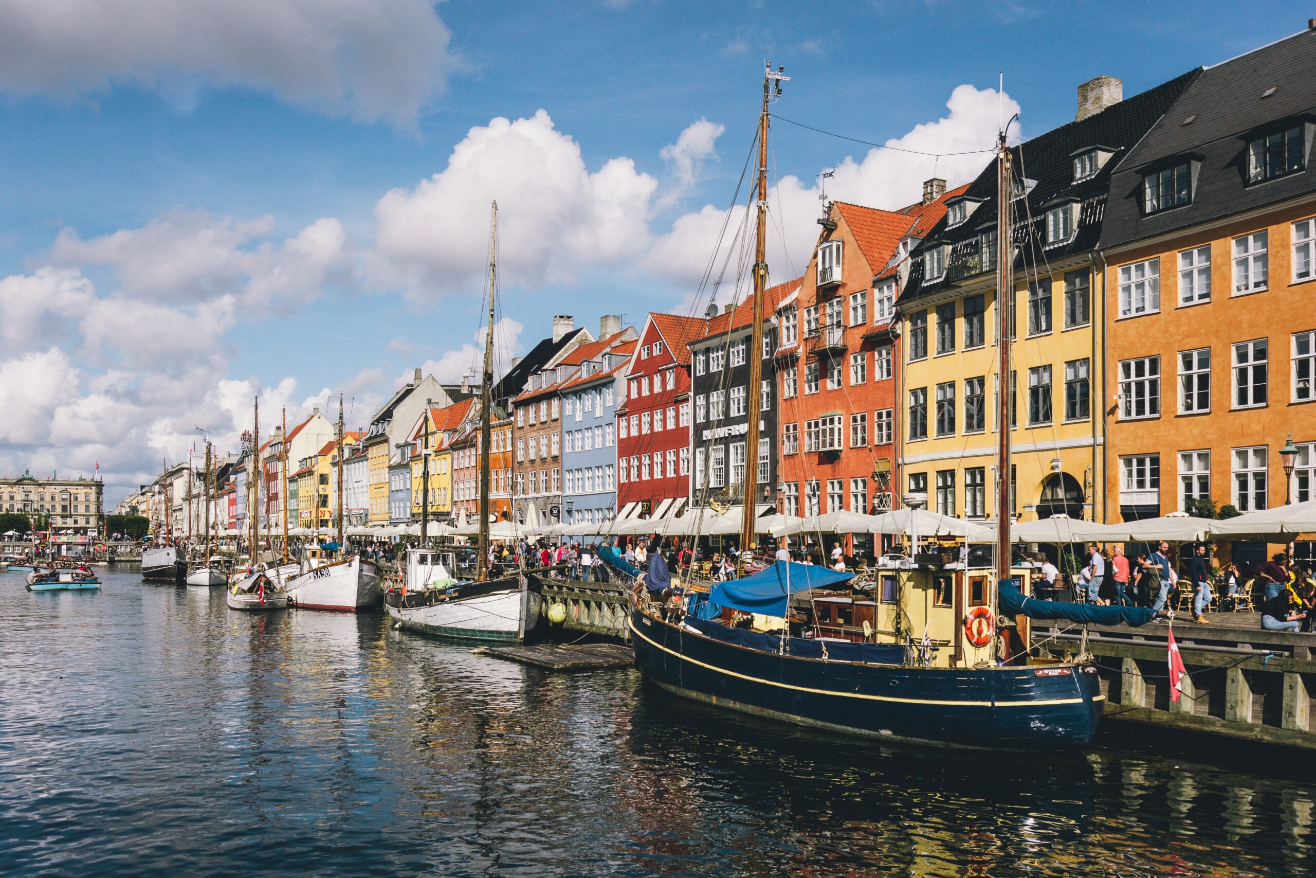 Picture of boats in the canals of Nyhavn, Copenhagen